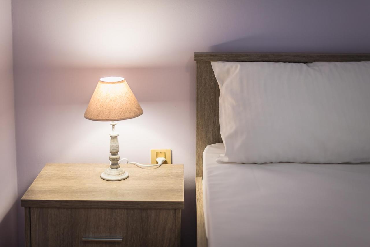 Comfy Apartment In Acropolis Area By Cloudkeys Athen Eksteriør billede