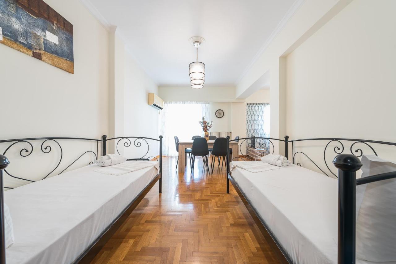 Comfy Apartment In Acropolis Area By Cloudkeys Athen Eksteriør billede