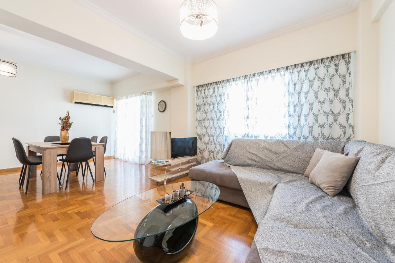 Comfy Apartment In Acropolis Area By Cloudkeys Athen Eksteriør billede