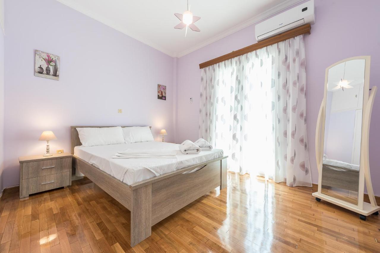 Comfy Apartment In Acropolis Area By Cloudkeys Athen Eksteriør billede