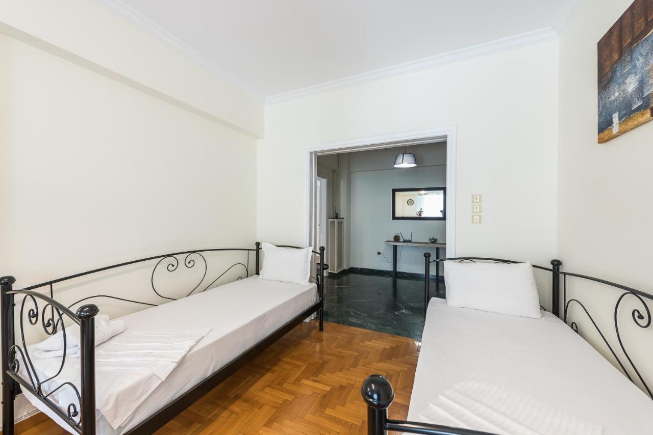 Comfy Apartment In Acropolis Area By Cloudkeys Athen Eksteriør billede